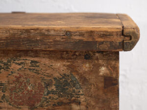 Ancien coffre peint à motifs floraux (c.1900) #72