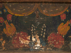 Antiguo baúl pequeño con motivos florales (c.1920) #73