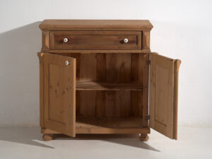 Armario pequeño antiguo de estilo provenzal (c.1930) #97