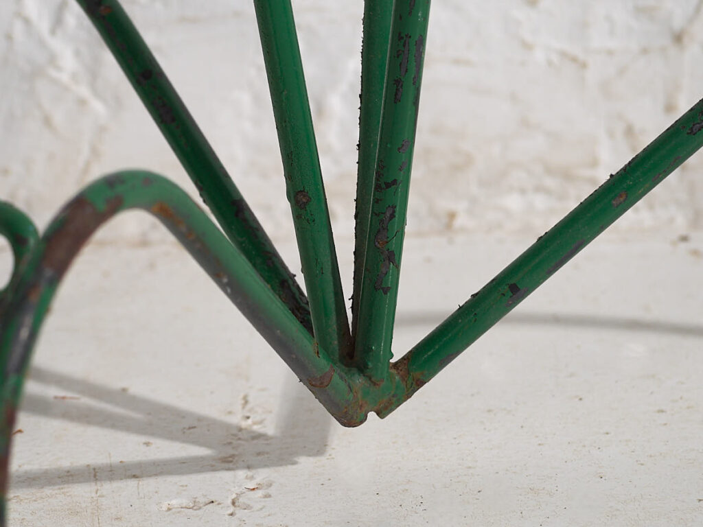 Macetero antiguo de hierro para jardín (c.1920) #113