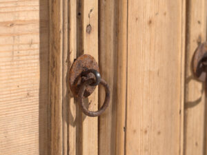 Aparador grande antiguo de tres puertas (c.1900) #38