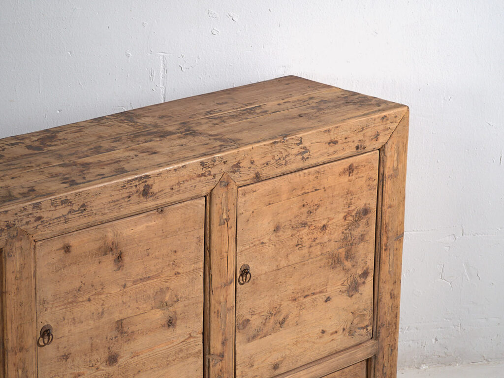 Buffet ancien à trois portes (vers 1900) #2