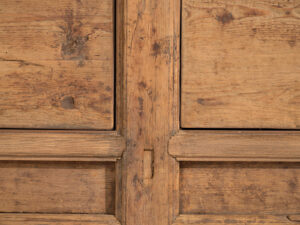 Buffet ancien à trois portes (vers 1900) #2