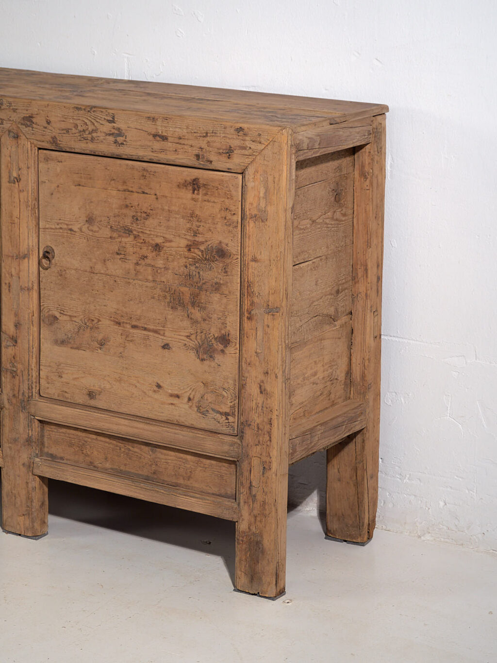 Buffet ancien à trois portes (vers 1900) #2