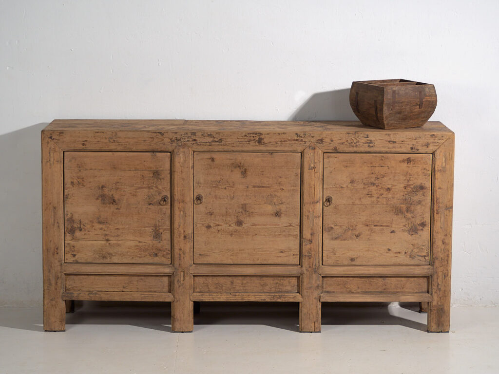 Buffet ancien à trois portes (vers 1900) #2