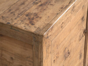 Buffet ancien à trois portes (vers 1900) #2