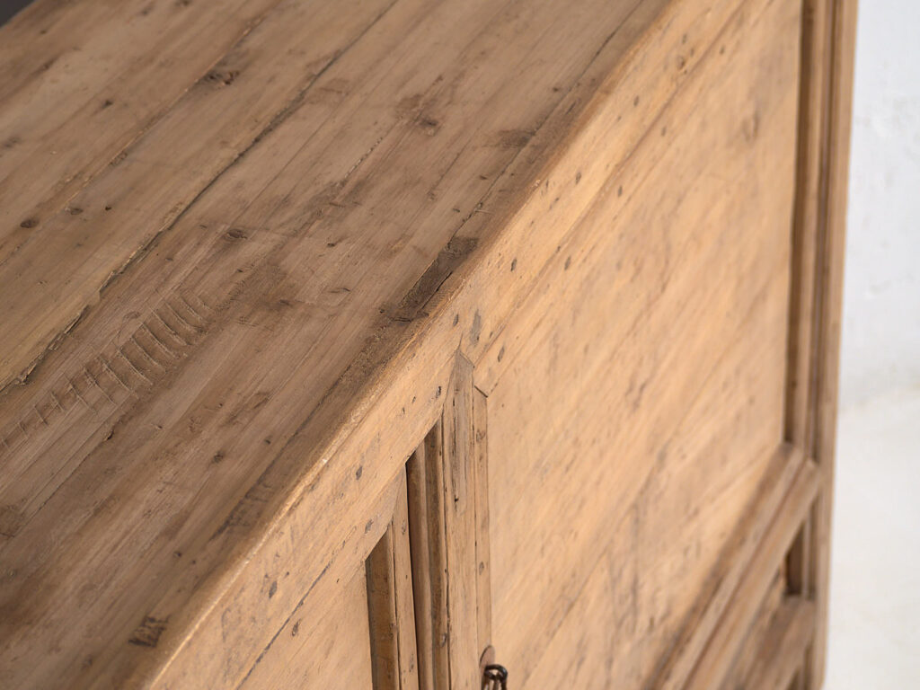 Antiguo aparador de dos puertas (c.1900) #9