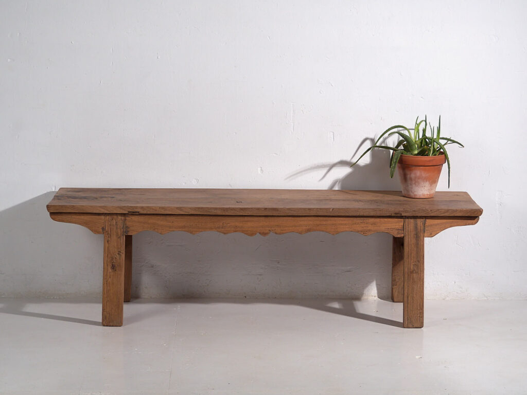 Mesa de centro oriental antigua (c.1900) #40