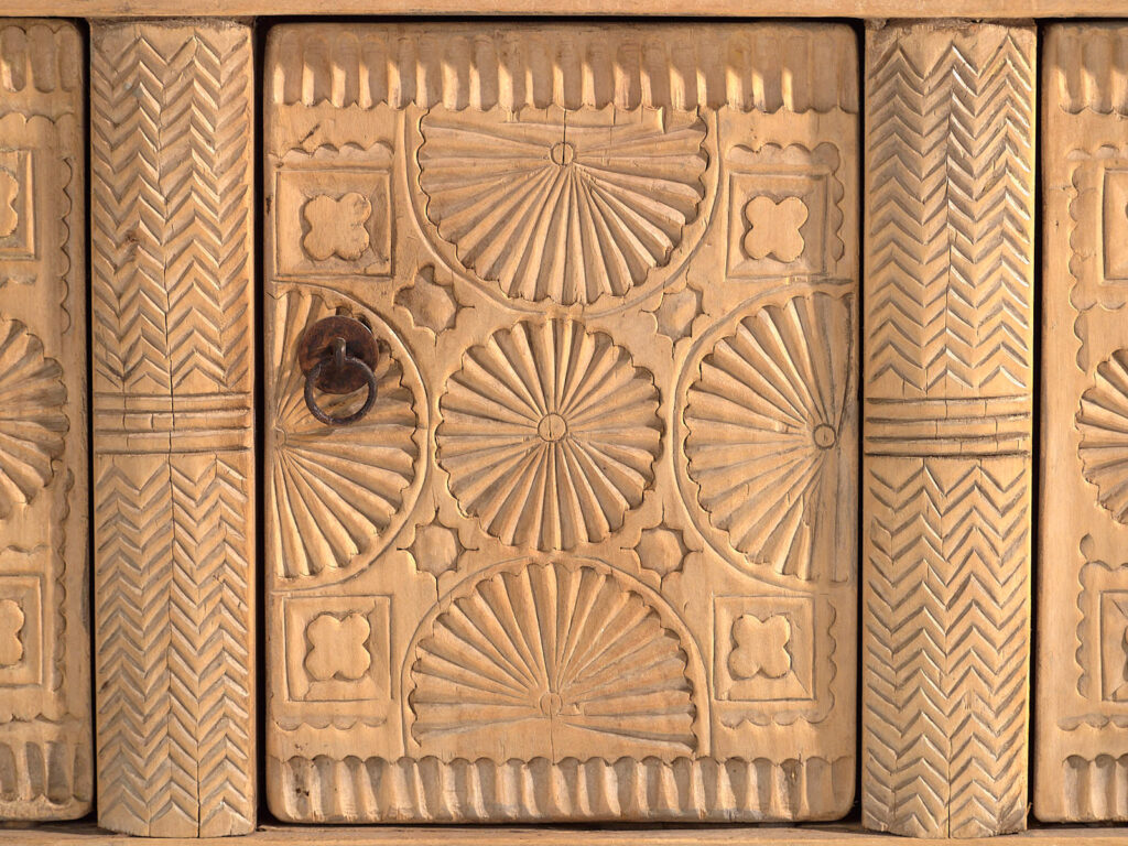 Antiguo mueble TV tallado a mano (c.1900) #53