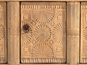 Antiguo mueble TV tallado a mano (c.1900) #53