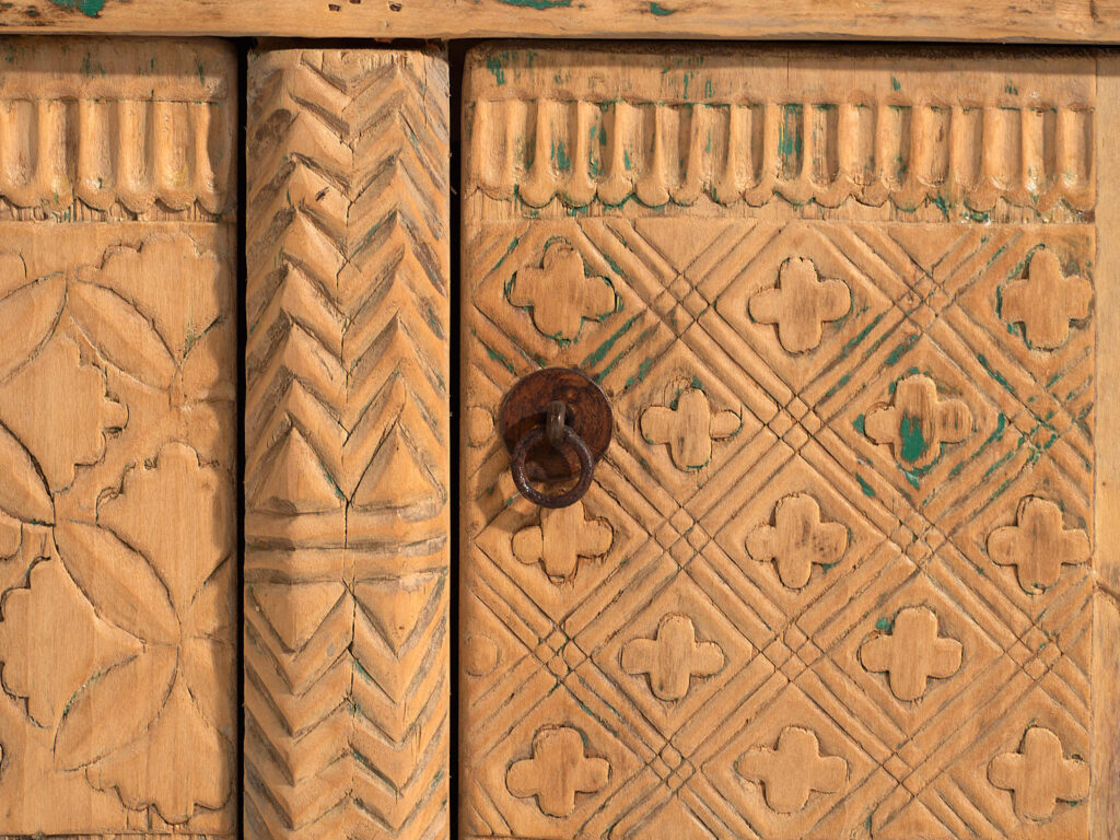 Aparador bajo antiguo de estilo oriental (c.1900) #56