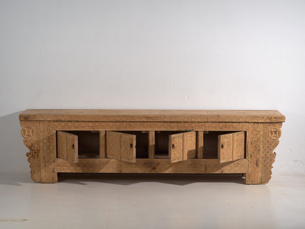 Aparador bajo antiguo de estilo oriental (c.1900) #56