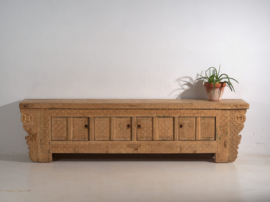 Aparador bajo antiguo de estilo oriental (c.1900) #56