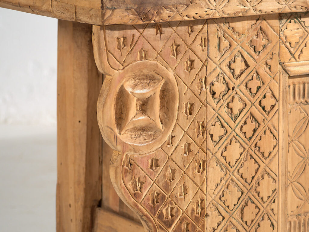 Aparador bajo antiguo de estilo oriental (c.1900) #56