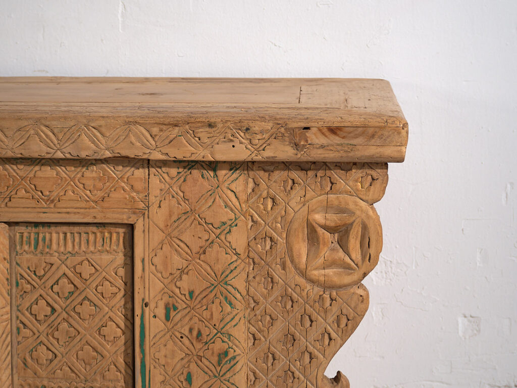 Aparador bajo antiguo de estilo oriental (c.1900) #56