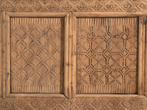 Aparador bajo antiguo tallado a mano (c.1850) #62