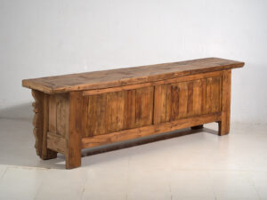 Aparador bajo antiguo tallado a mano (c.1850) #62