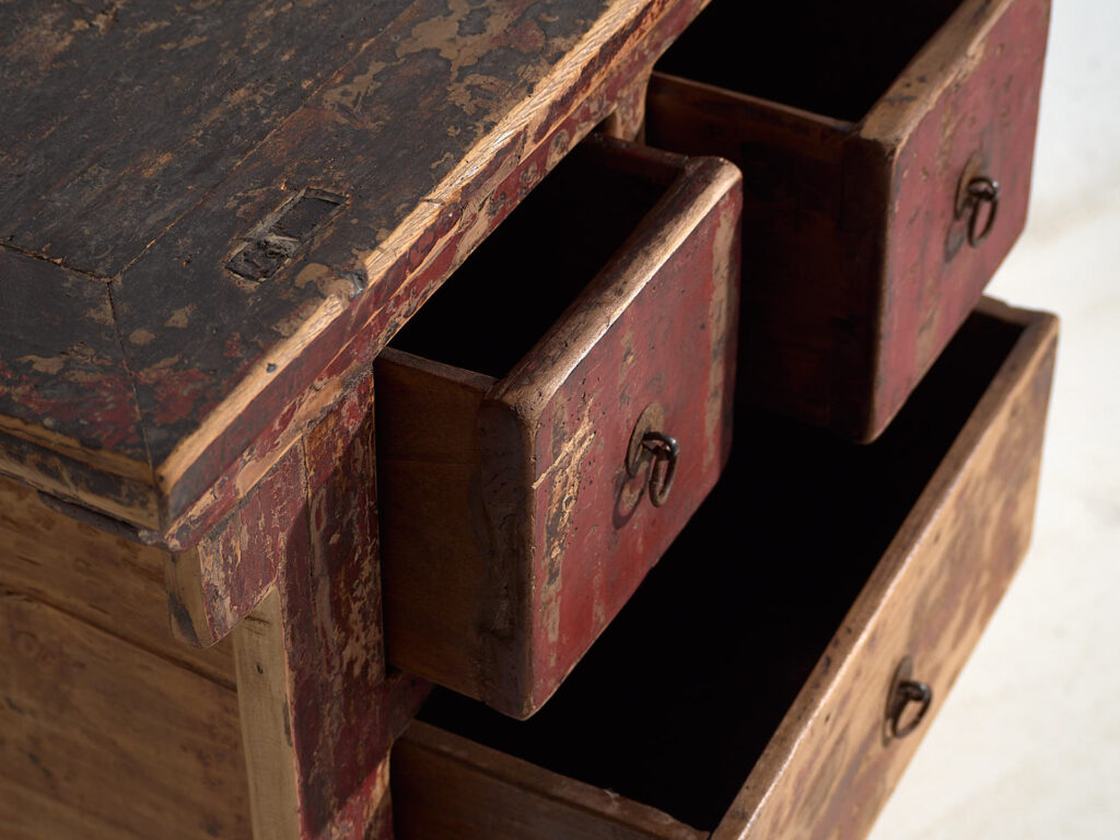 Cómoda oriental antigua con pátina de color rojo (c.1900) #77