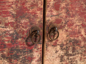 Cómoda oriental antigua con pátina de color rojo (c.1900) #77