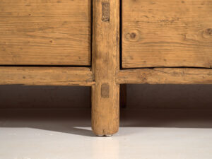 Aparador antiguo de estilo primitivo (c.1900) #2