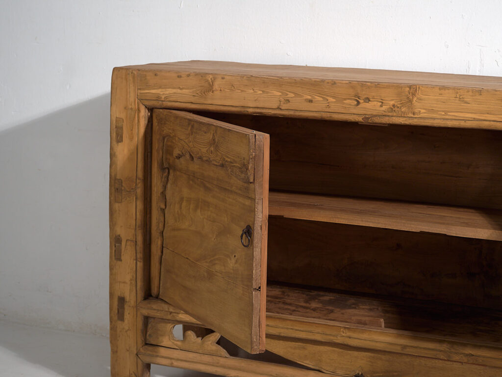 Aparador pequeño antiguo de dos puertas (c.1900) #4