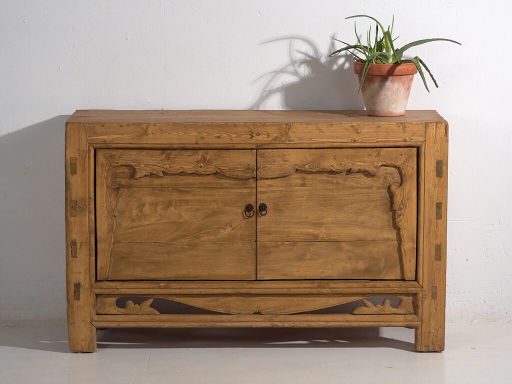 Aparador pequeño antiguo de dos puertas (c.1900) #4