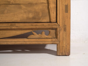 Aparador pequeño antiguo de dos puertas (c.1900) #4