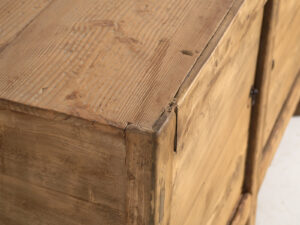 Aparador de dos puertas antiguo (c.1900) #9