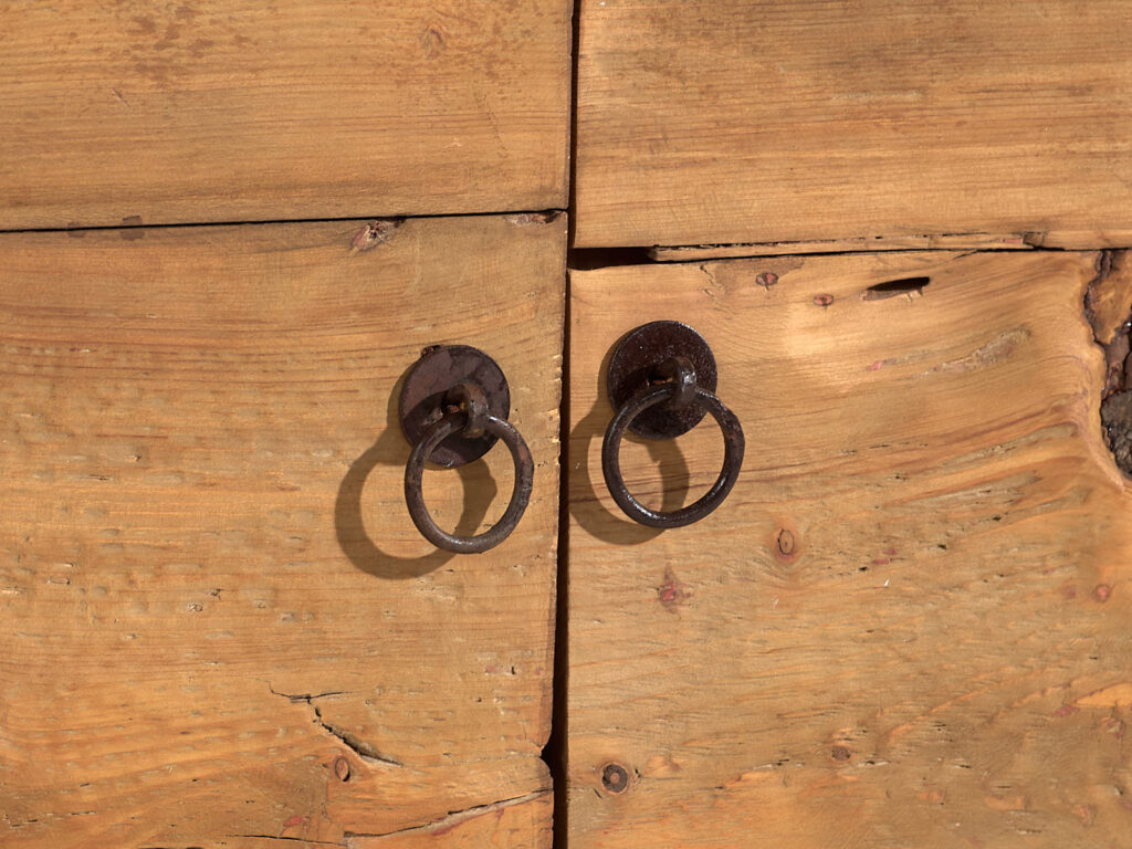 Ancien buffet double de style primitif (c.1900) #16