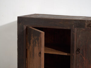 Aparador antiguo de tonos oscuros (c.1900) #26