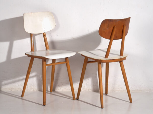 Sillas vintage de color blanco (c.1960). Conjunto de 3 piezas #1