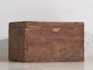 Pequeño estuche antiguo de madera (c.1920) #2