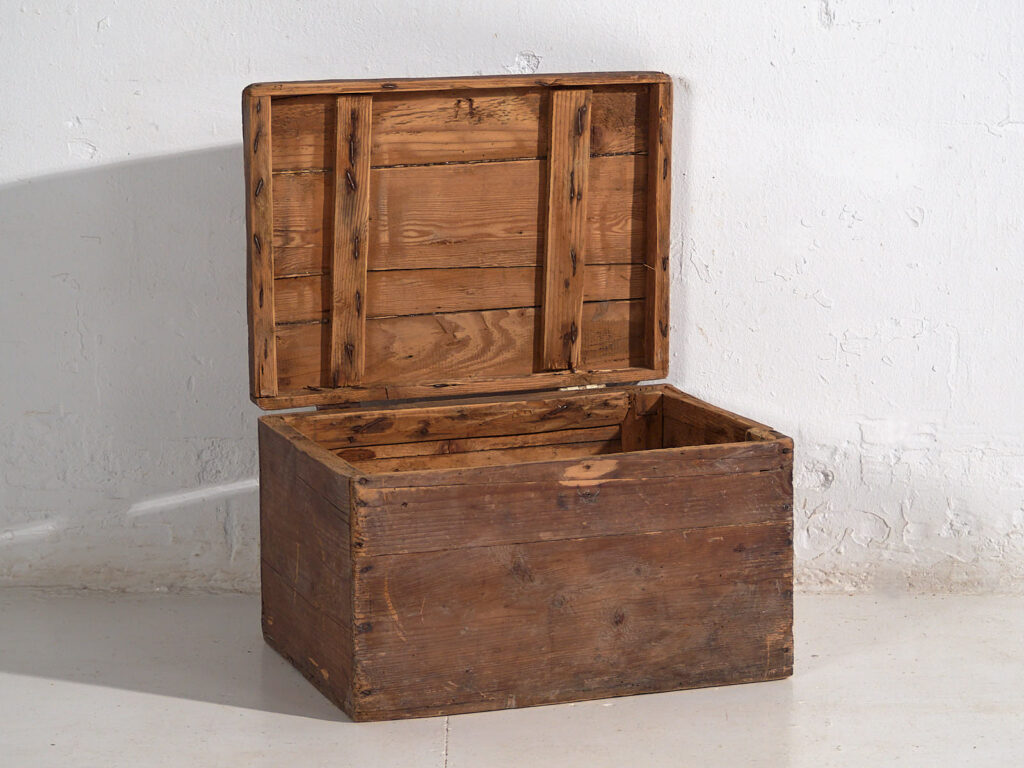 Pequeño estuche antiguo de madera (c.1920) #2