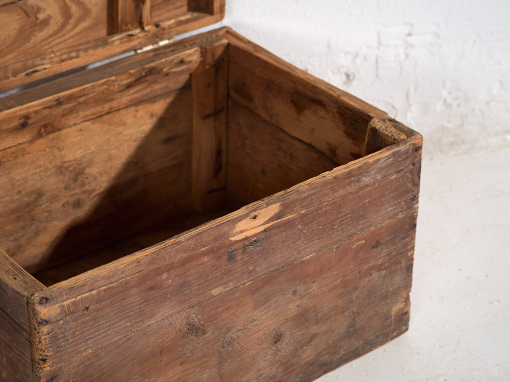 Pequeño estuche antiguo de madera (c.1920) #2