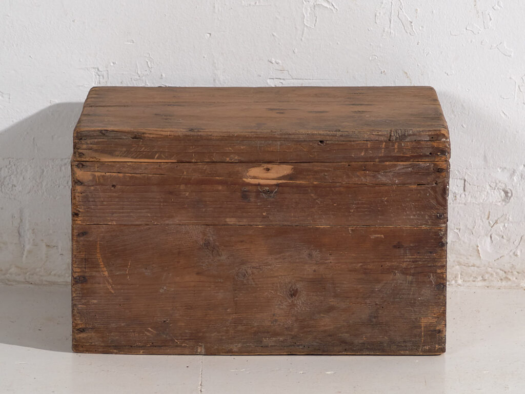 Pequeño estuche antiguo de madera (c.1920) #2