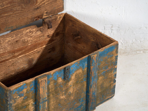 Ancien coffre bleu de style primitif (c.1920) #14