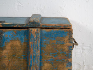 Antiguo cofre de estilo primitivo de color azul (c.1920) #14