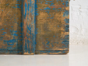 Antiguo cofre de estilo primitivo de color azul (c.1920) #14