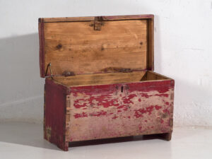 Cofre pequeño antiguo con pátina de color rojo (c.1920) #15