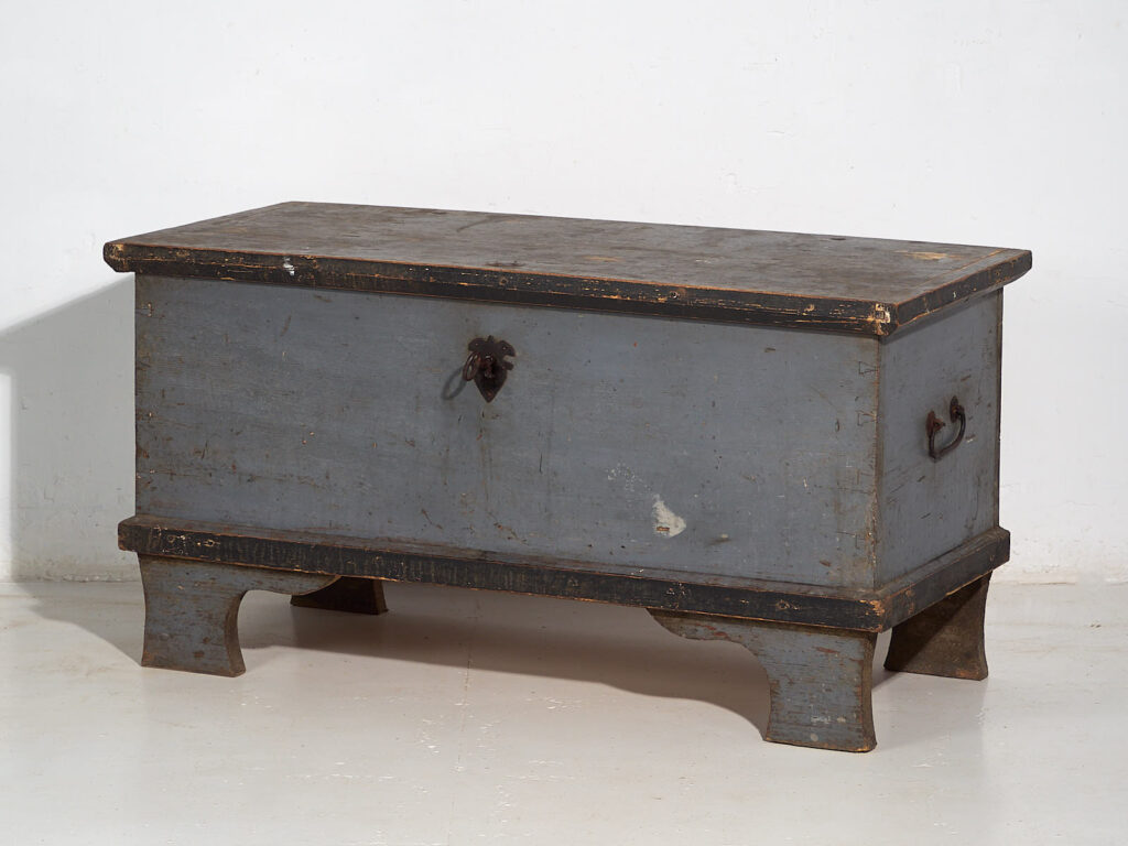 Baúl antiguo de madera con herrajes originales (c.1900) #16