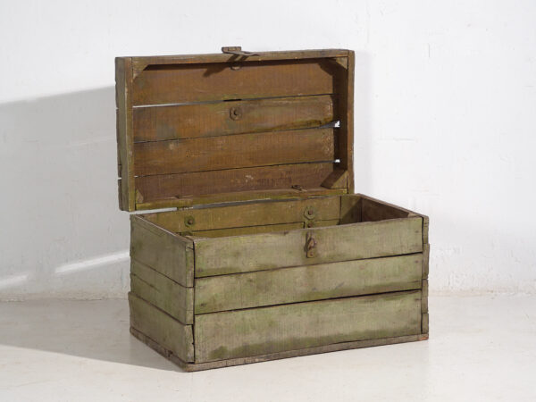 Cofre verde antiguo de estilo primitivo (c.1920) #21