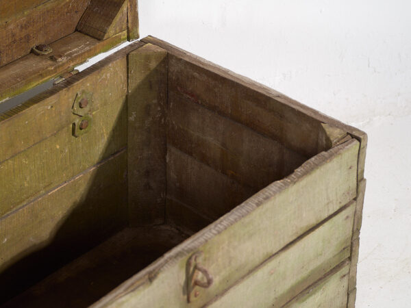 Cofre verde antiguo de estilo primitivo (c.1920) #21