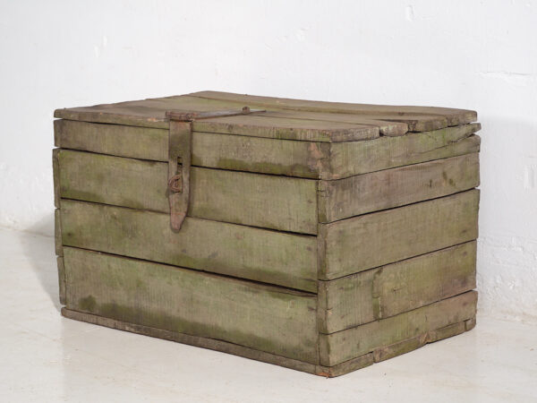 Cofre verde antiguo de estilo primitivo (c.1920) #21