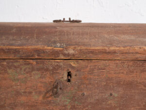 Cofre pequeño antiguo (c.1910) #22