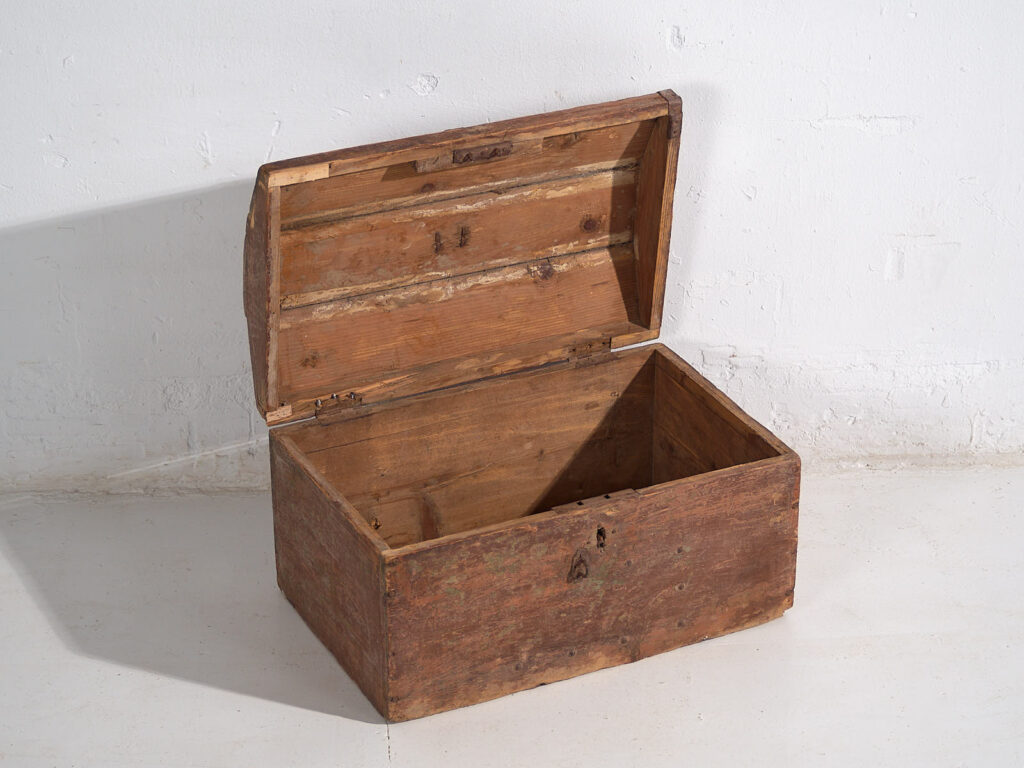 Cofre pequeño antiguo (c.1910) #22