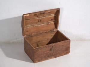 Cofre pequeño antiguo (c.1910) #22