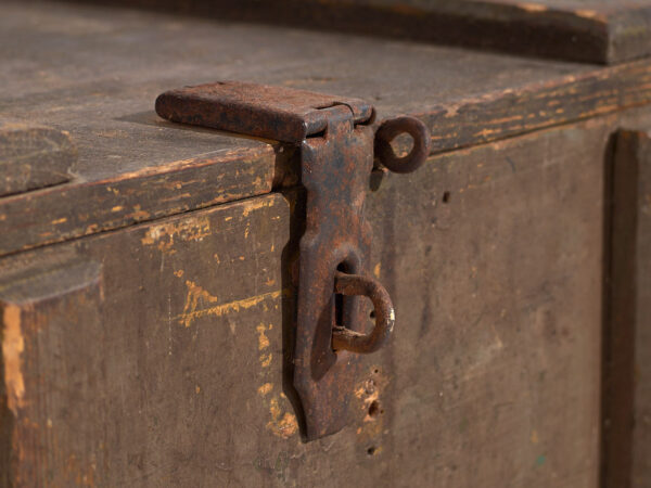 Petit coffre ancien vert olive (c.1920) #26