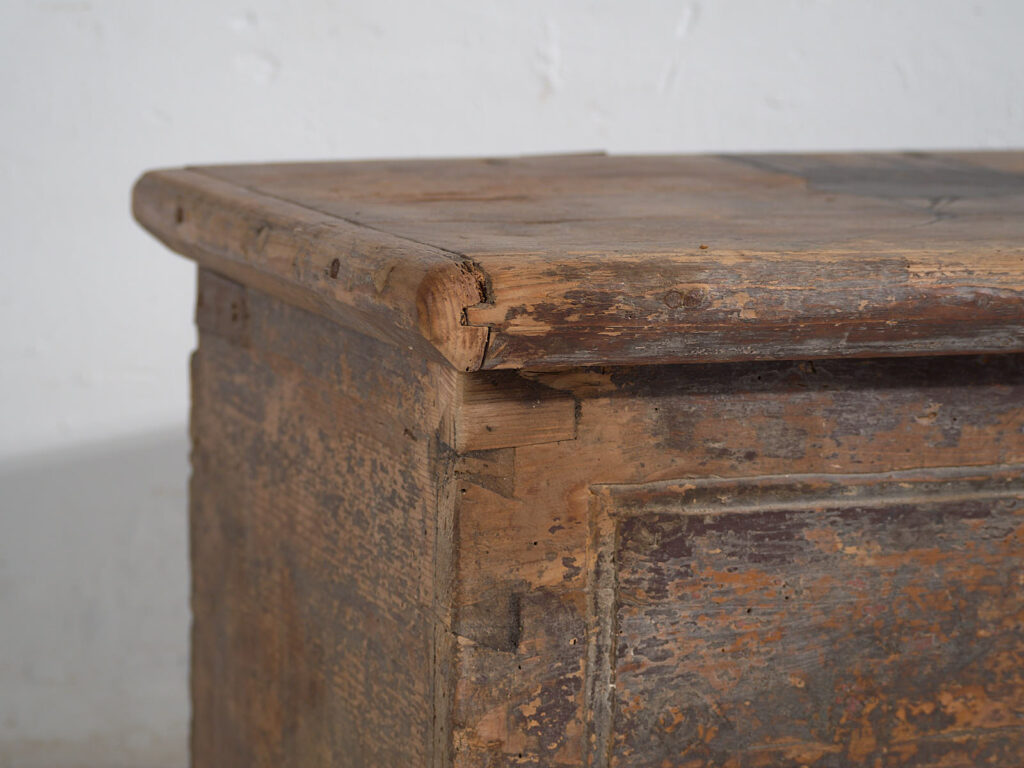 Antiguo cofre de madera maciza (Año 1830) #34