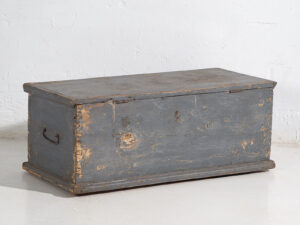 Small antique blue trunk (c.1920) #35