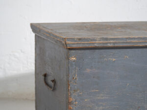 Small antique blue trunk (c.1920) #35